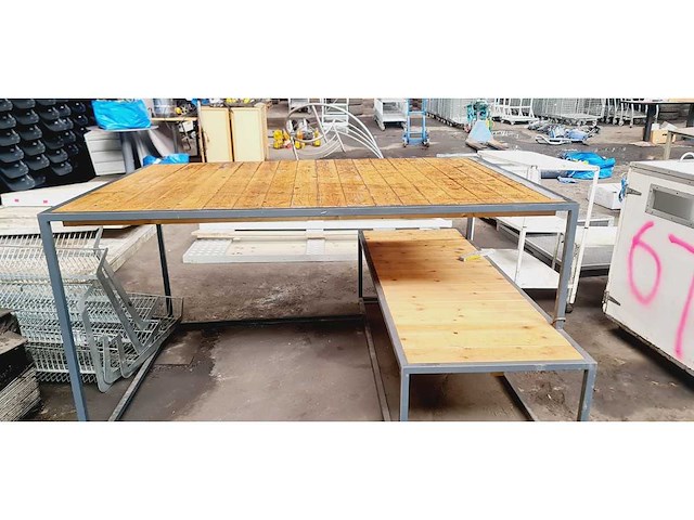 Diverse tafels en planken - afbeelding 3 van  17