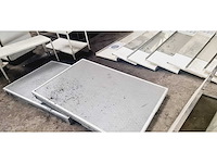 Diverse tafels en planken - afbeelding 14 van  17