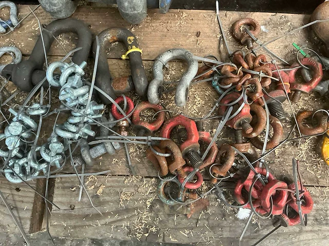 Diverse takels en hijsogen - afbeelding 6 van  15
