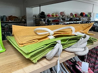 Diverse tassen en zakken (28x) - afbeelding 1 van  2