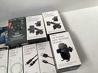 Diverse telefoonhouders en -kabels (13x) - afbeelding 3 van  3