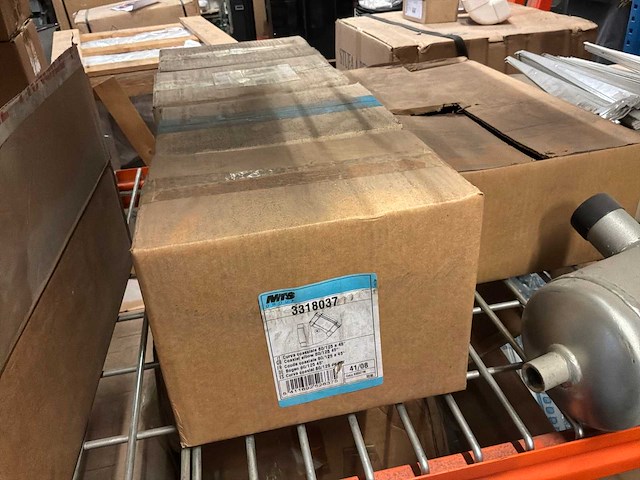 Diverse toebehoren badkamer en sanitair - afbeelding 20 van  25