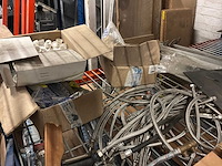 Diverse toebehoren badkamer en sanitair - afbeelding 23 van  25