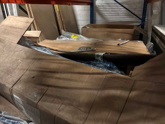 Diverse toebehoren badkamer en sanitair - afbeelding 5 van  25