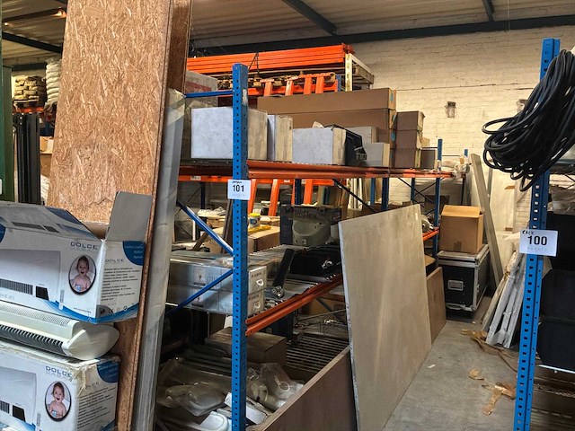 Diverse toebehoren badkamer en sanitair - afbeelding 1 van  25