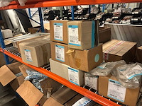 Diverse toebehoren badkamer en sanitair - afbeelding 8 van  25