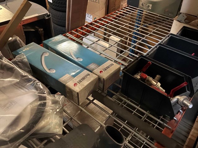 Diverse toebehoren badkamer en sanitair - afbeelding 25 van  25