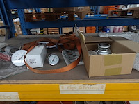 Diverse toebehoren sanitair - afbeelding 8 van  13