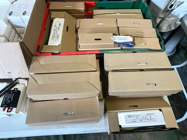 Diverse transformatoren - afbeelding 2 van  9