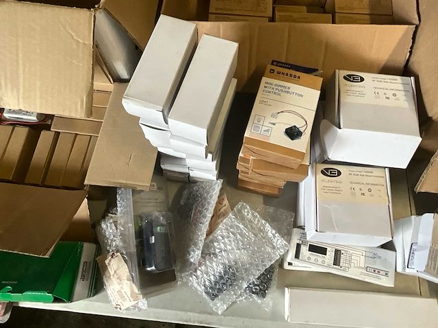 Diverse transformatoren - afbeelding 8 van  9