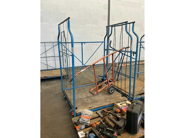 Diverse transportkarren (6x) - afbeelding 1 van  3