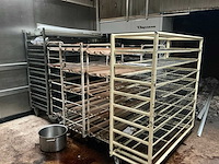 Diverse transportkarren - afbeelding 1 van  2