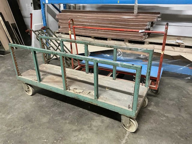 Diverse transportwagen (3x) - afbeelding 1 van  4