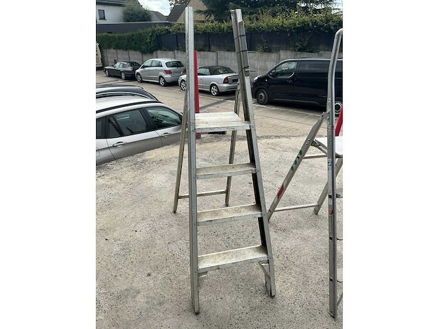 Diverse trapladder (2x) - afbeelding 3 van  5
