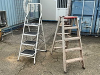 Diverse trapladders (2x) - afbeelding 1 van  3