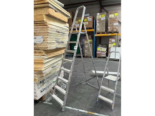 Diverse trapladders (2x) - afbeelding 2 van  7