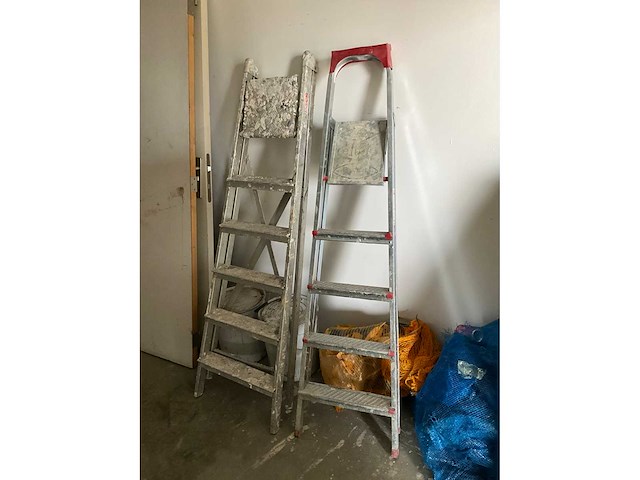 Diverse trappen (3x) - afbeelding 2 van  8