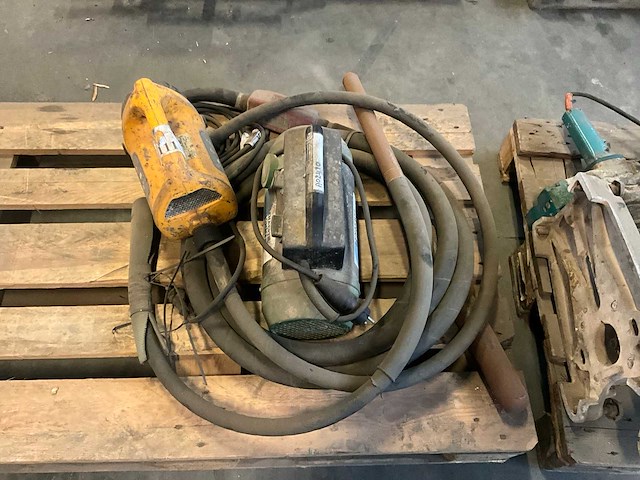 Diverse trilnaalden (2x) sirte en enar - afbeelding 1 van  10