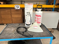 Diverse tuingereedschappen - afbeelding 1 van  7