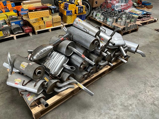 Diverse uitlaten - afbeelding 3 van  9