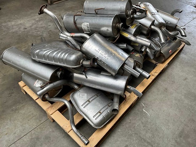 Diverse uitlaten - afbeelding 8 van  9