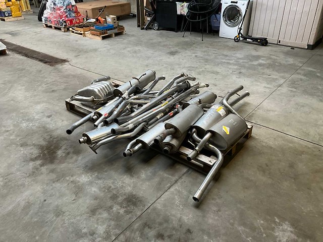 Diverse uitlaten - afbeelding 2 van  8