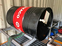 Diverse vaten olie (4x) - afbeelding 1 van  9