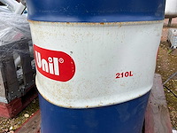 Diverse vaten olie (4x) - afbeelding 6 van  9