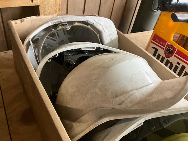 Diverse veiligheidshelmen (5x) - afbeelding 2 van  2