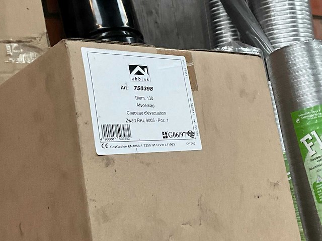 Diverse ventilatie en verluchtingsmaterialen - afbeelding 2 van  15