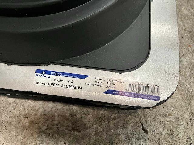 Diverse ventilatie en verluchtingsmaterialen - afbeelding 9 van  15