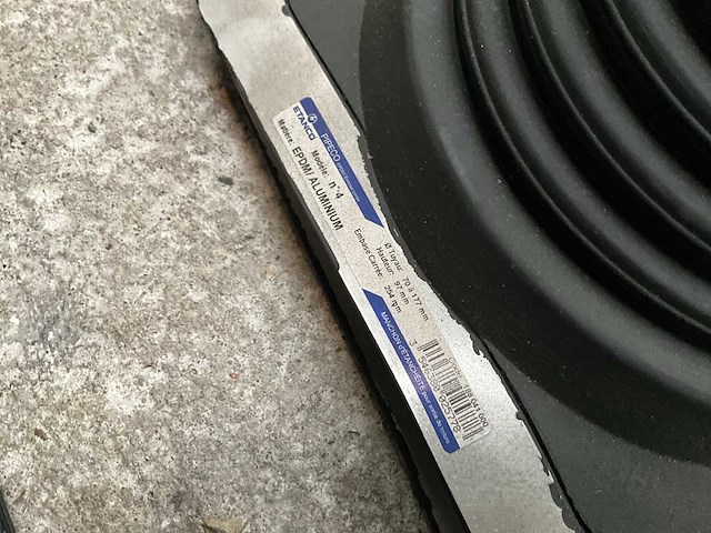 Diverse ventilatie en verluchtingsmaterialen - afbeelding 10 van  15