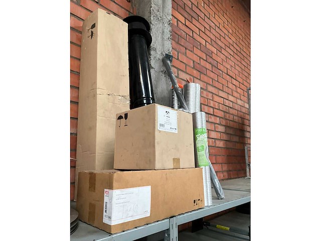 Diverse ventilatie en verluchtingsmaterialen - afbeelding 14 van  15