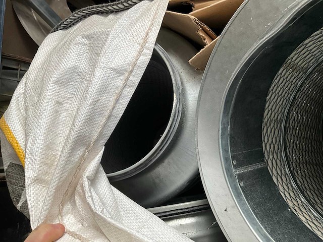 Diverse ventilatiekanalen en filters - afbeelding 7 van  16