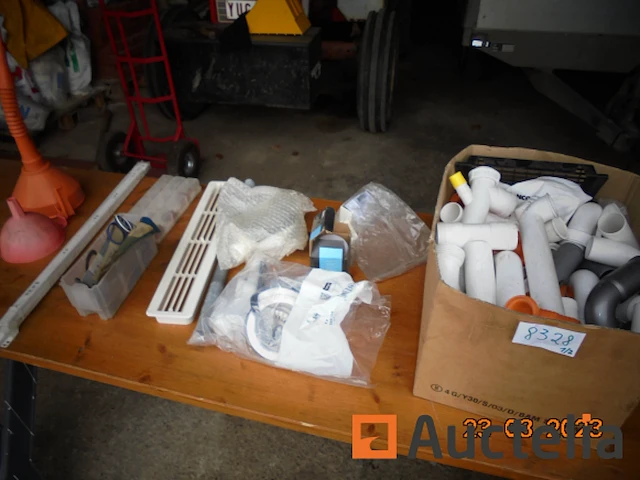 Diverse verbruiksartikelen voor sanitair en andere - afbeelding 2 van  4