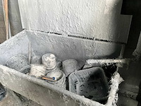 Diverse verfmengbenodigdheden - afbeelding 7 van  10