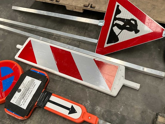 Diverse verkeersborden (6x) - afbeelding 4 van  8