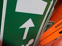 Diverse verkeersborden - afbeelding 2 van  11