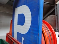 Diverse verkeersborden - afbeelding 7 van  11