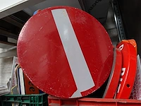 Diverse verkeersborden - afbeelding 9 van  11