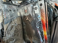 Diverse verkleedkledij en toebehoren (375x) - afbeelding 15 van  17