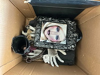 Diverse verkleedkledij en toebehoren (375x) - afbeelding 2 van  17
