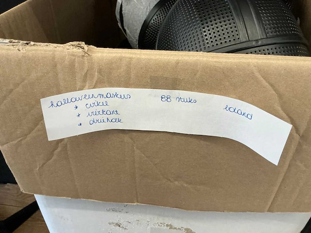 Diverse verkleedkledij en toebehoren (510x) - afbeelding 1 van  13