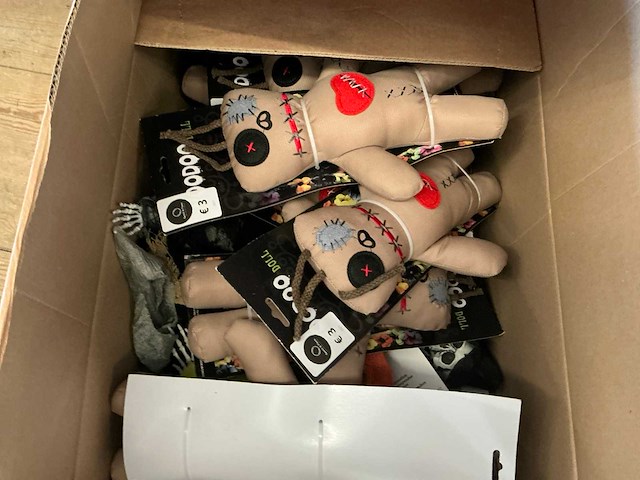 Diverse verkleedkledij en toebehoren (510x) - afbeelding 8 van  13