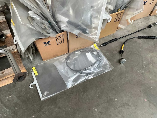 Diverse (verpakte) remkabels + handremkabels + … - afbeelding 8 van  13