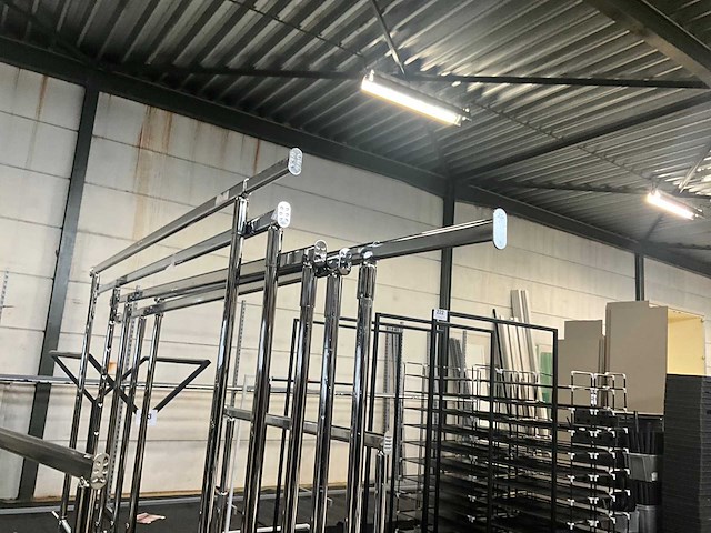 Diverse verrijdbare rvs kledingrekken (10x) - afbeelding 6 van  8