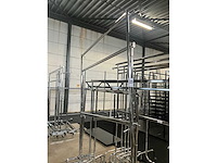 Diverse verrijdbare rvs kledingrekken (10x) - afbeelding 8 van  8