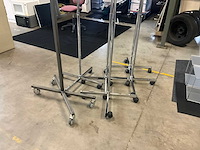 Diverse verrijdbare rvs kledingrekken (6x) - afbeelding 2 van  6