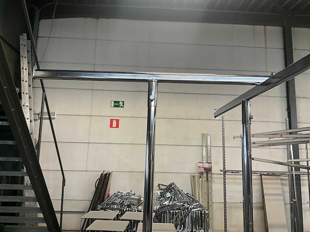 Diverse verrijdbare rvs kledingrekken (6x) - afbeelding 6 van  6