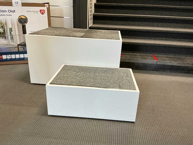 Diverse verrijdbare zuilen (30x) - afbeelding 10 van  10